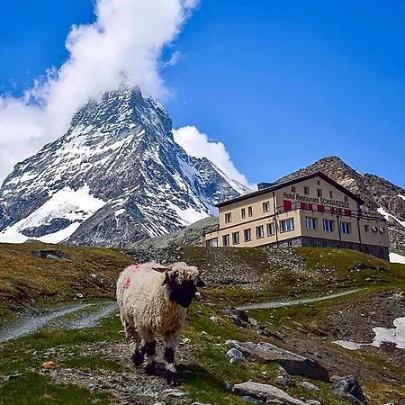 Hotel Schwarzsee 2*